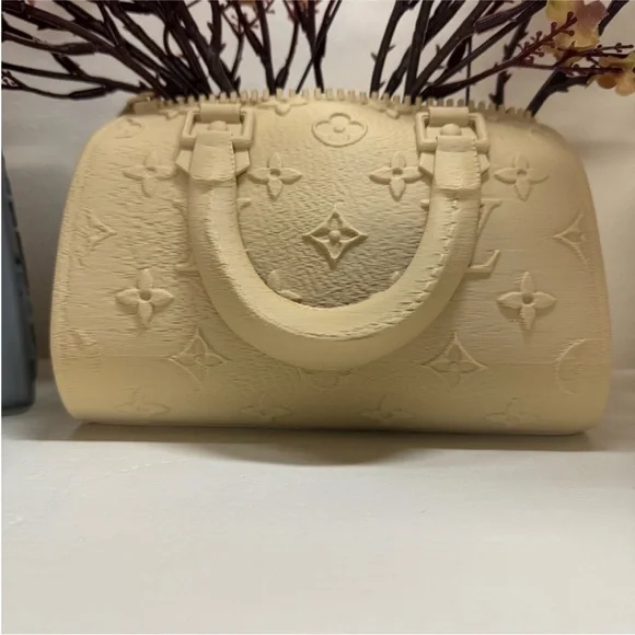 Elegant Designer inspired vase - Picture 10 of 16